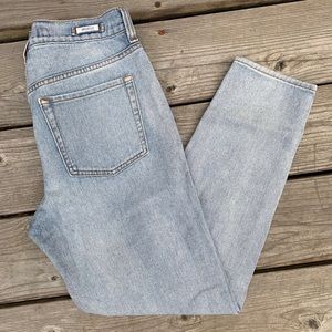 BRANDY MELVILLE JEANS